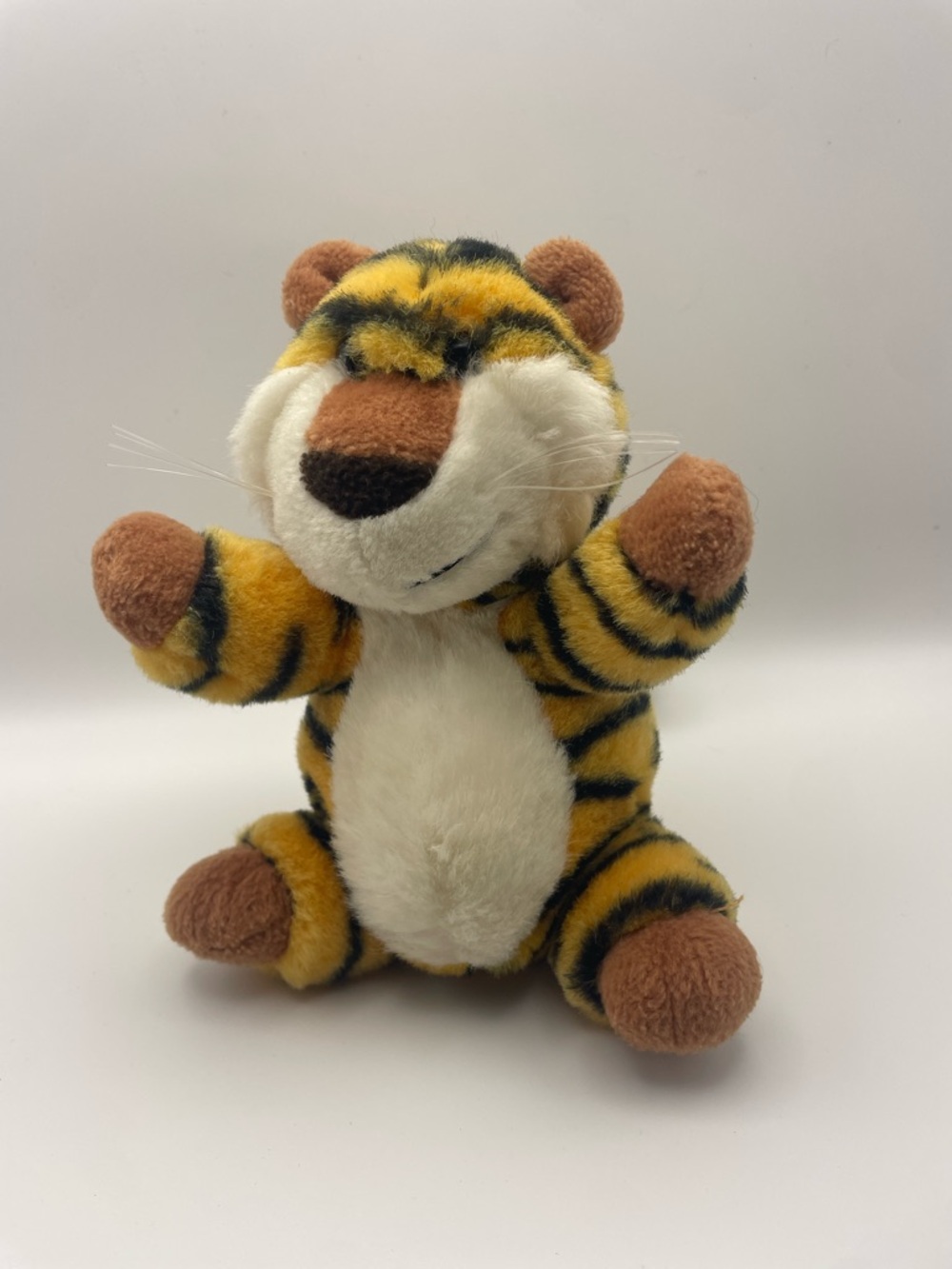 Vintage GUND  - TIGER - 1980's GUND Bear